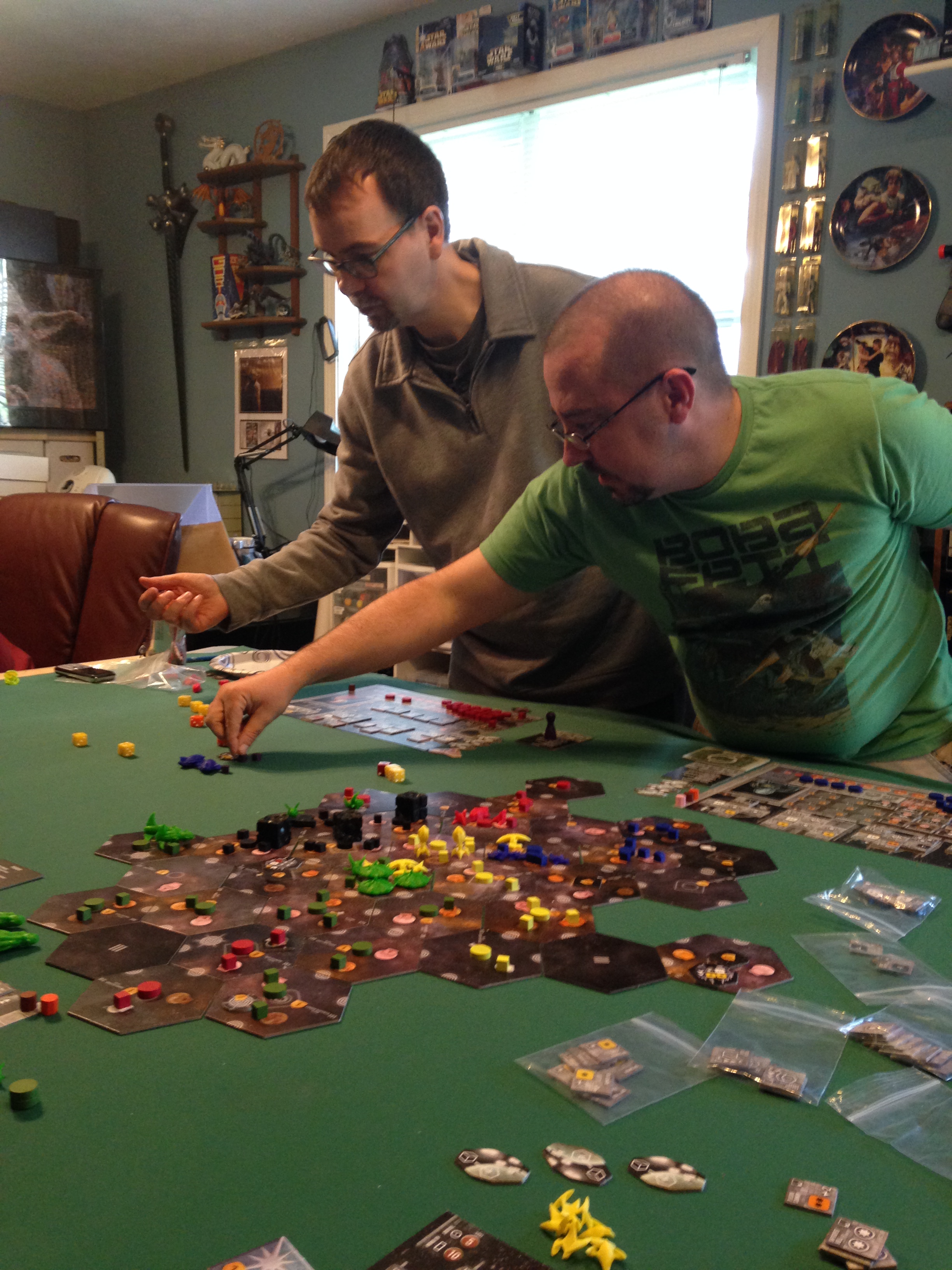 Later in the Eclipse game, Mike and Owen do battle with their fleets.